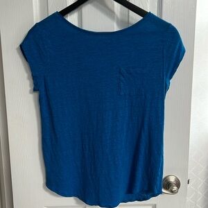 Ann Taylor Loft linen tee with pocket on front